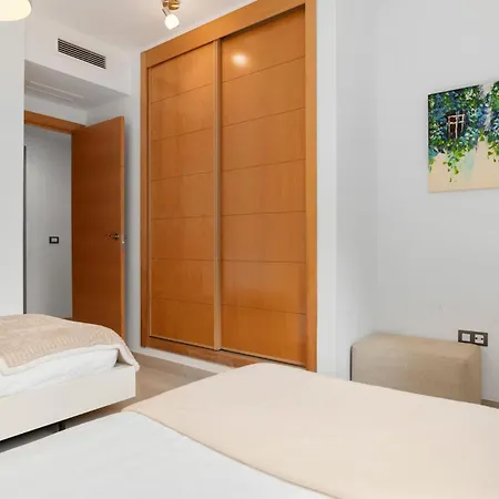 2 Bed Ground Floor In Cortijo Del Mar شقة *